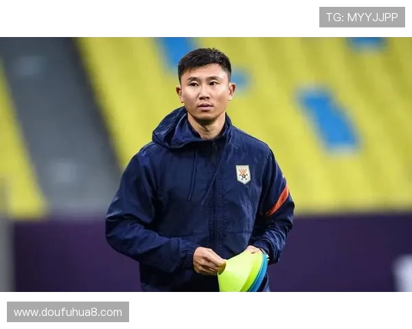 周海滨担任U15国足主教练40岁前国脚开启新征程